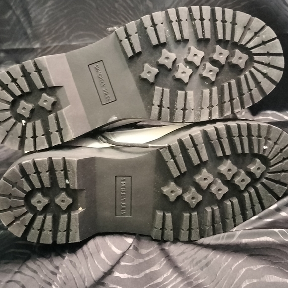 Brand New Combat Boots - Picture 4 of 8